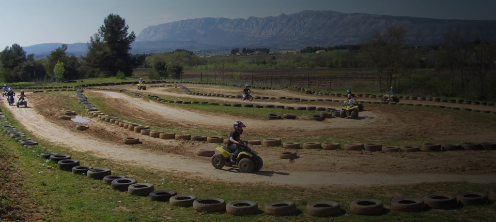 circuit mini motos et quads au cabanon enchanté à Pourrières